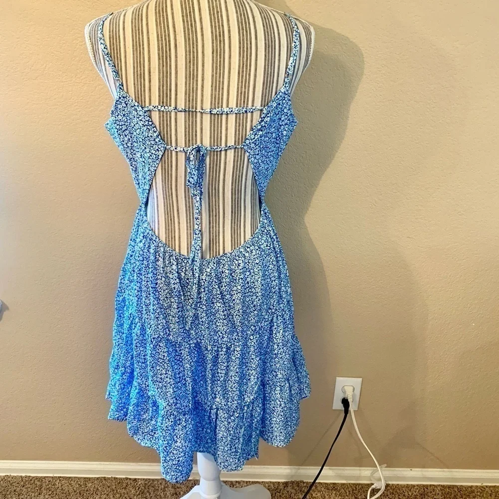 NWT Million Colors Mini Dress Large Blue White Ditzy Floral Straps Open Back